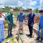 Prefeito de Valença vistoria obras na Escola Clemenceau Teixeira