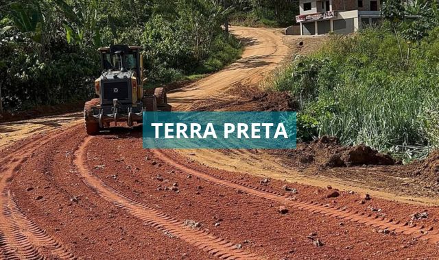 Comunidade de Terra Preta, na Várzea, recebe obras de melhorias na estrada