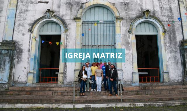 Prefeito Marcos Medrado acompanha fase final da primeira etapa de restauro da Igreja Matriz