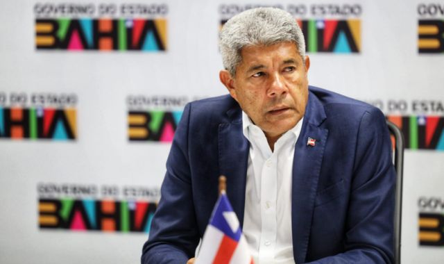Jerônimo autoriza pavimentação em Torrinhas