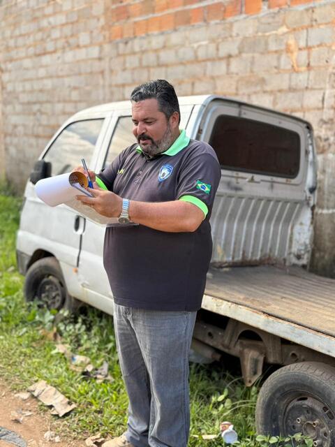 Prefeitura realiza fiscalização e notifica proprietários de veículos abandonados em vias públicas de Valença