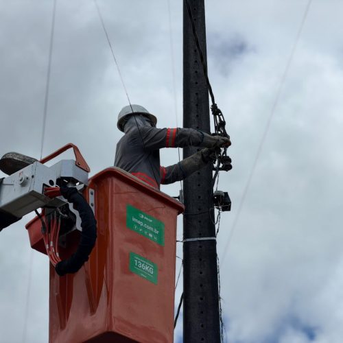 Valença inicia modernização da iluminação pública da orla com investimento de R$ 823 mil