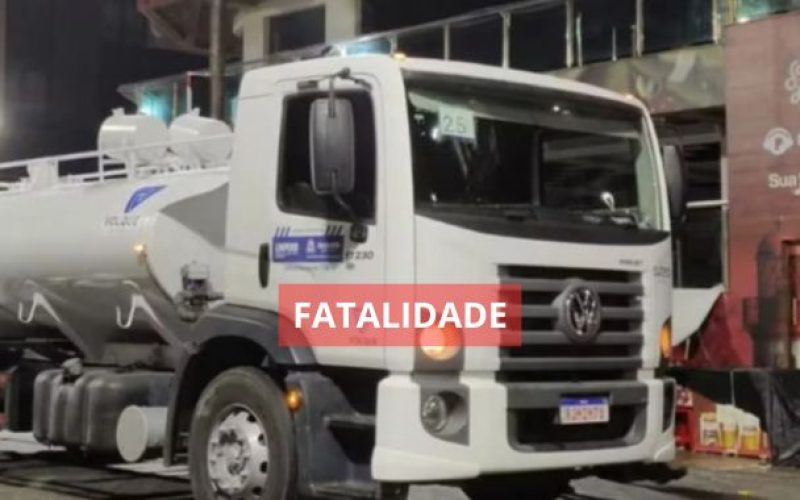 Estudante morre após ser atropelada por caminhão de limpeza no Carnaval de Salvador