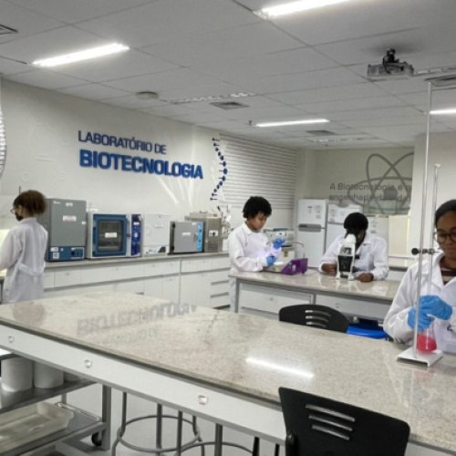 Inscrições para bolsas do Pós-técnico do SENAI Bahia