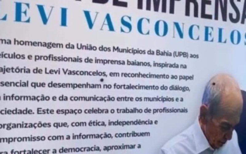 UPB homenageia jornalista Levi Vasconcelos com sala de imprensa em Salvador