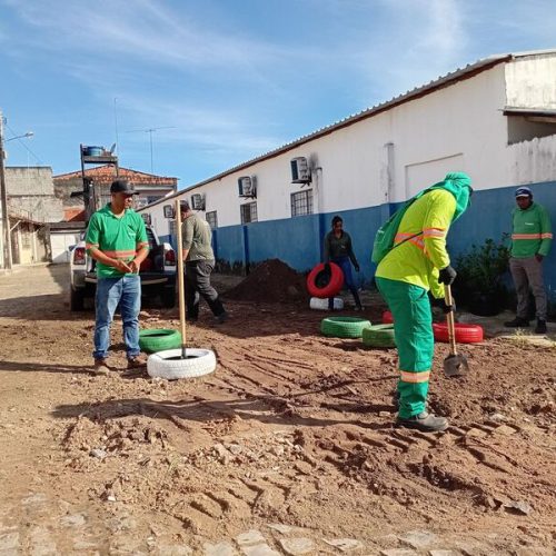 Prefeitura de Valença promove revitalização na Rua das Flores e na Rua do Rotary com objetivo de manter a limpeza dos espaços