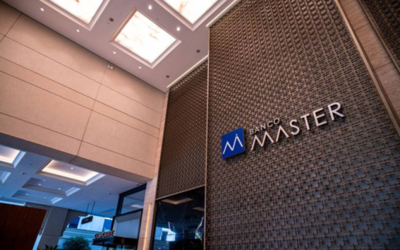 Polícia Federal deve concluir inquérito sobre supostas fraudes no Banco Master antes do primeiro turno