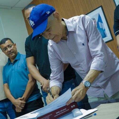 Novo PAC: Prefeito Marcos Medrado autoriza início das obras de Centro Comunitário Esportivo em Valença
