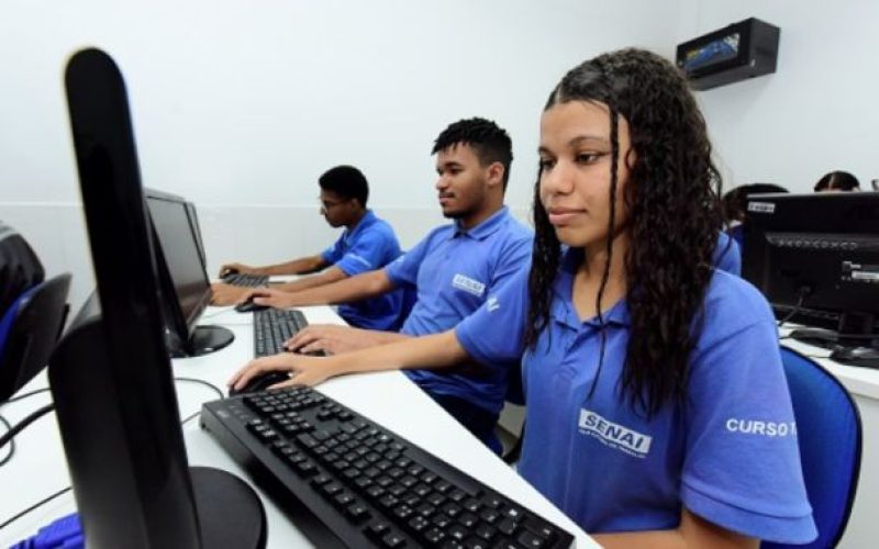 SENAI Bahia oferece 160 vagas para cursos técnicos na região Sul