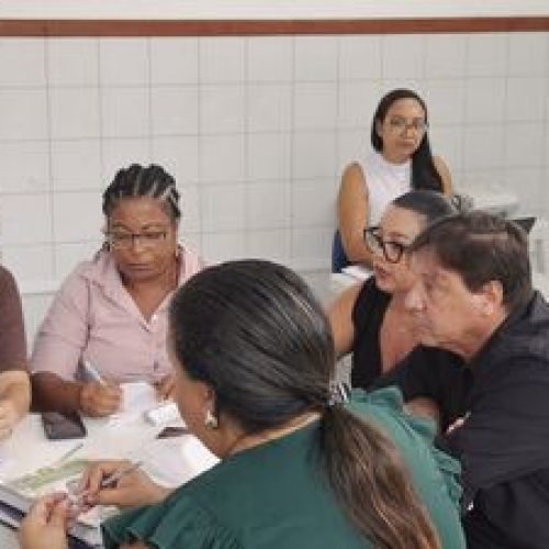 Educação municipal discute ações para melhorar atendimento a alunos com necessidades específicas