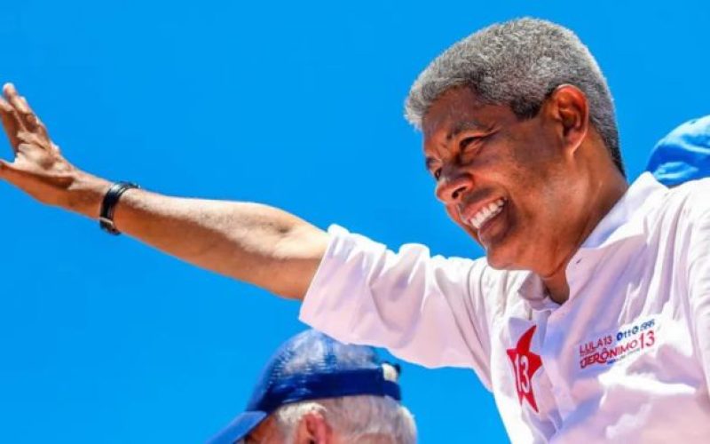 Jerônimo Rodrigues é reeleito governador da Bahia no primeiro turno
