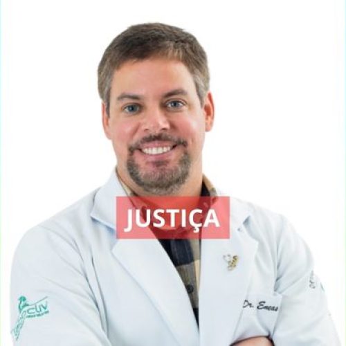 Médico é preso em Salvador suspeito de envolvimento em duplo homicídio após acidente no interior da Bahia