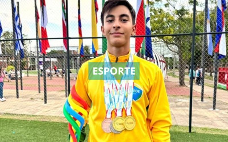Nadador baiano apoiado pelo bolsa atleta conquista quatro medalhas em torneio Sul-Americano