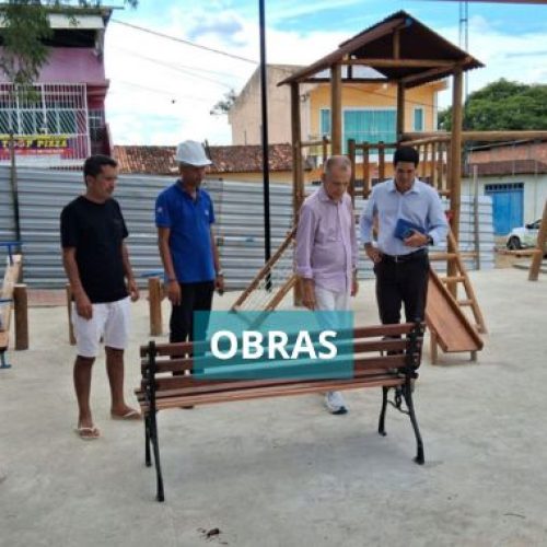 Praça São Benedito em Serra Grande