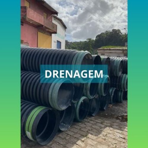 Prefeitura de Valença inicia serviço de drenagem na Feira Livre