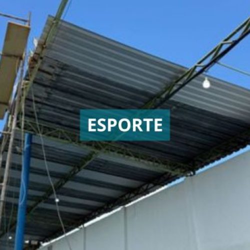 Prefeitura de Valença inicia obras de reforma na cobertura da arquibancada do Estádio Antônio Sereia