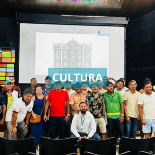 Prefeitura de Valença realiza reunião com músicos locais sobre credenciamento de artistas