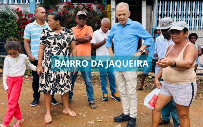 Marcos Medrado, prefeito de Valença, ouve a comunidade e anuncia obras na bairro da Jaqueira