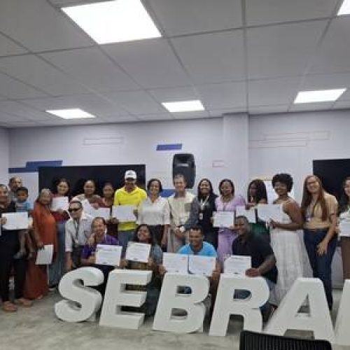 Valença entrega certificados a 90 profissionais e amplia preparo para o turismo