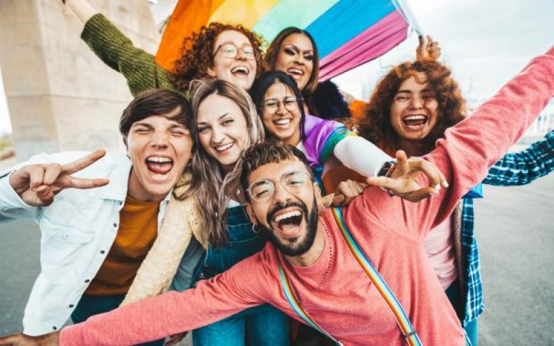 Como Tratar Bem o Turista LGBTQIAPN+